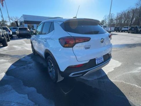 Certified 2023 Buick Encore GX Select image 6