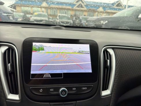 Used 2023 Chevrolet Malibu LT FWD image 24