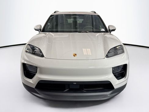 New 2026 Porsche Macan 4 Electric AWD/4WD image 6