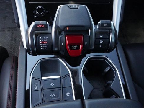 Used 2020 Lamborghini Urus AWD/4WD image 59