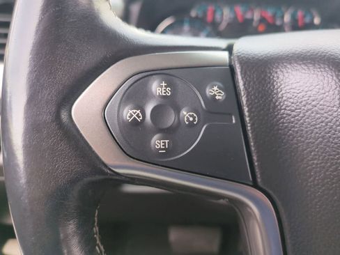 Used 2020 Chevrolet Suburban LT AWD/4WD image 22