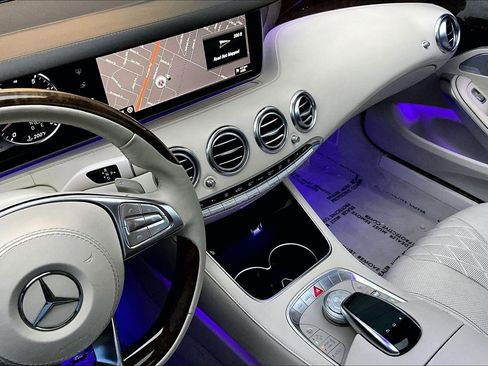 Used 2015 Mercedes-Benz S 550 4MATIC Coupe image 31