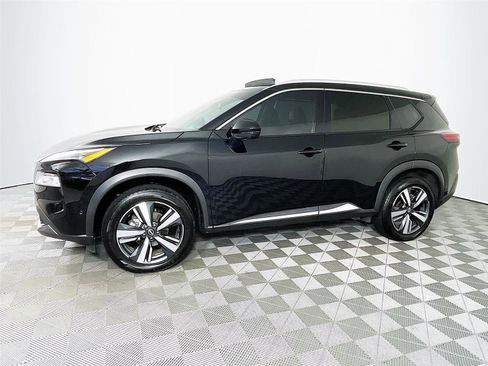 Used 2023 Nissan Rogue SL w/ SL Premium Package image 4