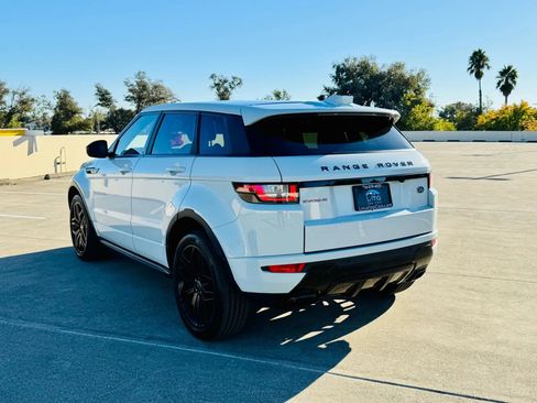 Used 2017 Land Rover Range Rover Evoque HSE Dynamic image 11