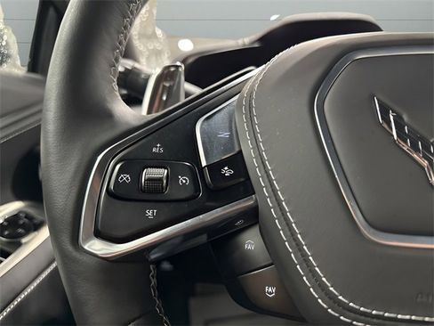 Used 2025 Chevrolet Corvette Stingray Preferred Conv w/ Battery Protection Package image 17