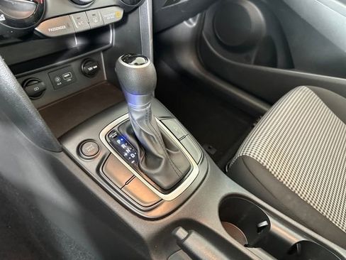 Used 2020 Hyundai Kona SE image 20