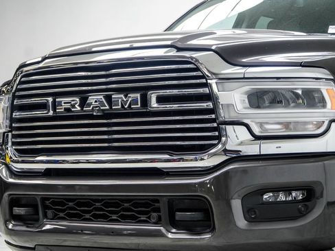 Used 2023 RAM 2500 Laramie AWD/4WD image 2