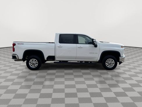Used 2020 Chevrolet Silverado 2500 LT w/ All Star Edition AWD/4WD image 12