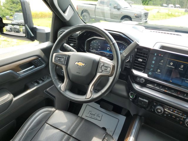 Used 2024 Chevrolet Silverado 3500 High Country w/ High Country Premium Package AWD/4WD image 18
