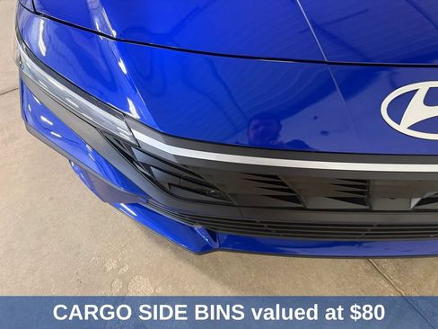 Used 2024 Hyundai Elantra SEL FWD image 5