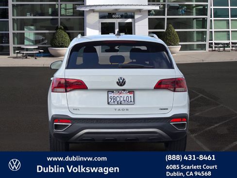 Used 2022 Volkswagen Taos SEL AWD/4WD image 5