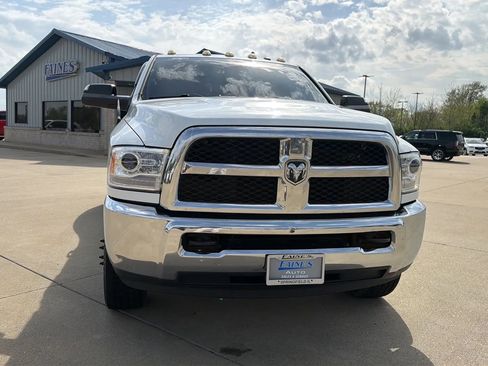 Used 2016 RAM 3500 Tradesman w/ Chrome Appearance Group image 33