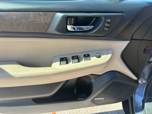 Used 2017 Subaru Outback 2.5i Limited image 24