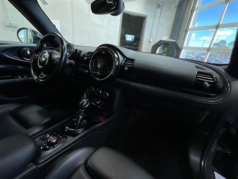 Used 2017 MINI Cooper Clubman S image 26