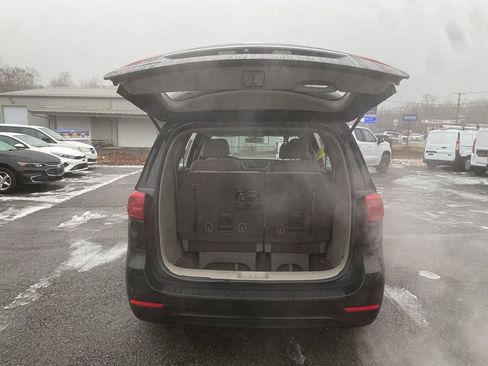Used 2018 Kia Sedona L image 30