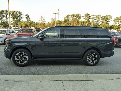 Certified 2025 Ford Expedition Max Active image 8