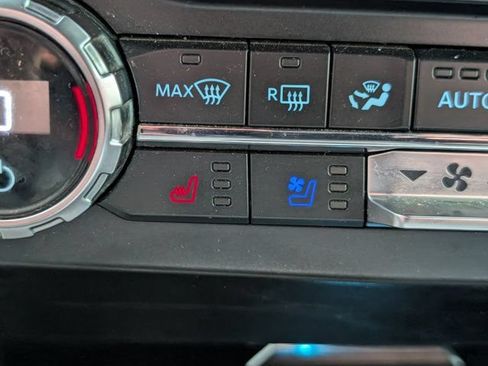 Used 2022 Ford F250 Lariat w/ Lariat Ultimate Package AWD/4WD image 21