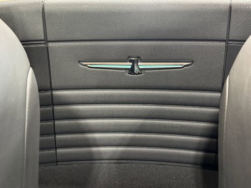 Used 2002 Ford Thunderbird image 27