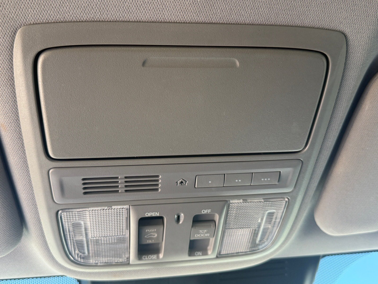 Used 2021 Honda CR-V Touring image 39