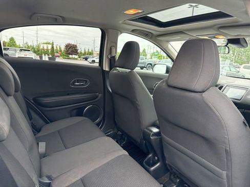 Used 2019 Honda HR-V EX image 27