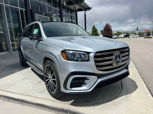 New 2025 Mercedes-Benz GLS 450 4MATIC image 11