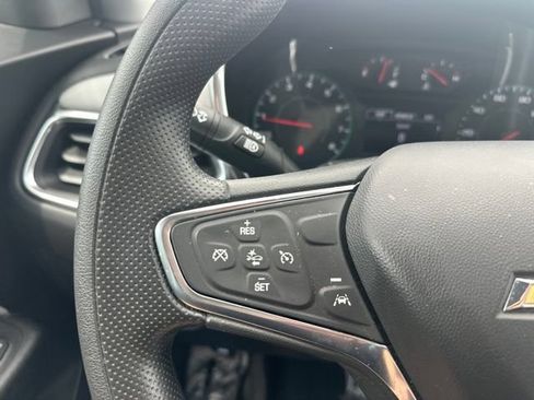 Used 2024 Chevrolet Equinox LS FWD image 16