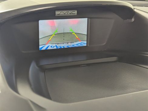 Used 2017 Ford Escape SE w/ SE Cold Weather Package image 22