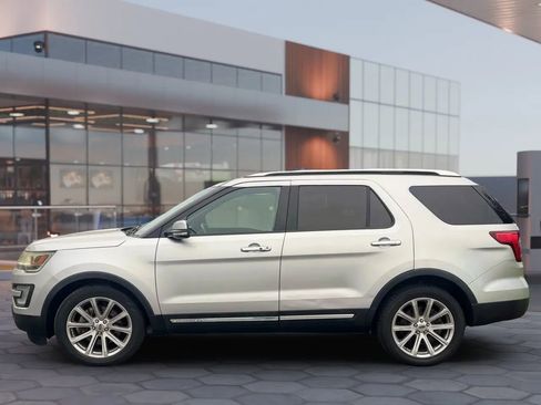 Used 2016 Ford Explorer Limited image 6