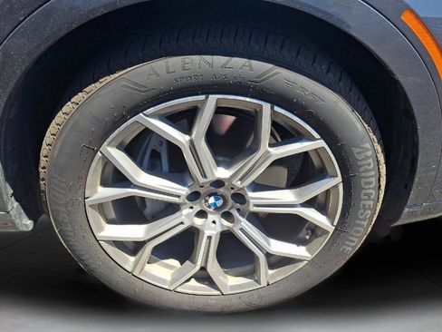 Used 2019 BMW X7 xDrive40i w/ Premium Package AWD/4WD image 8