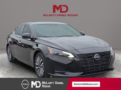 Used 2024 Nissan Altima 2.5 SV w/ SV Premium Package