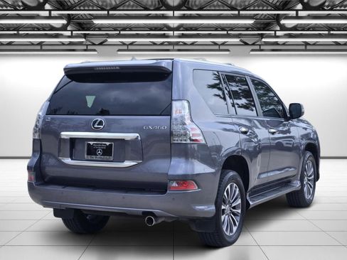 Used 2023 Lexus GX 460 Premium w/ Premium Plus Package image 9