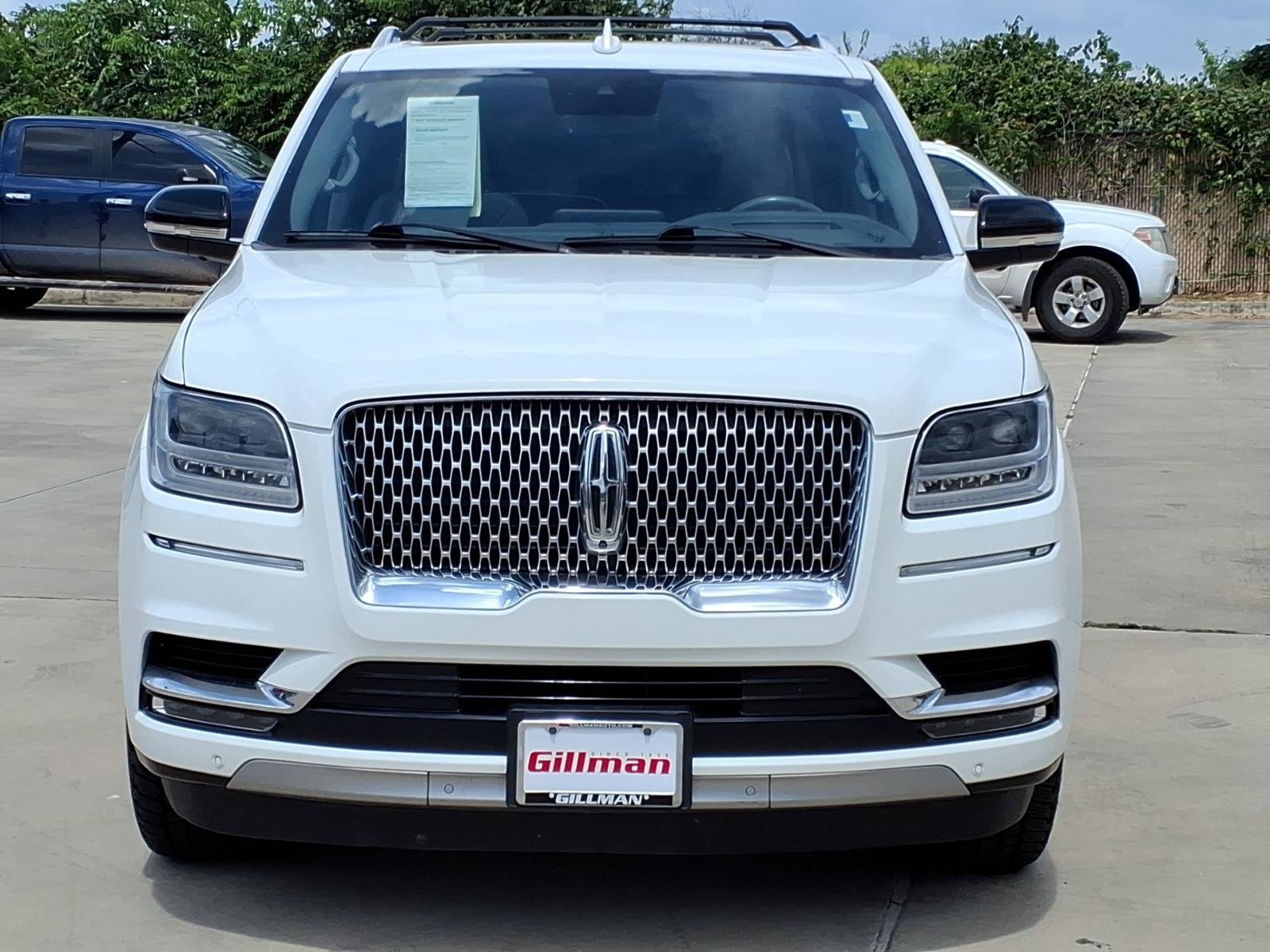 Used 2021 Lincoln Navigator L Reserve w/ Luxury Package AWD/4WD image 4