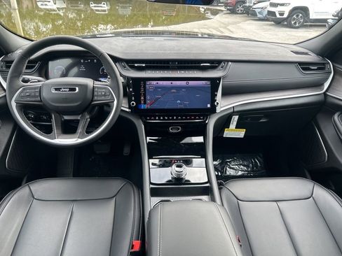 New 2026 Jeep Grand Cherokee Limited image 34