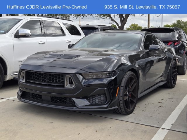Used 2024 Ford Mustang GT Premium RWD image 3