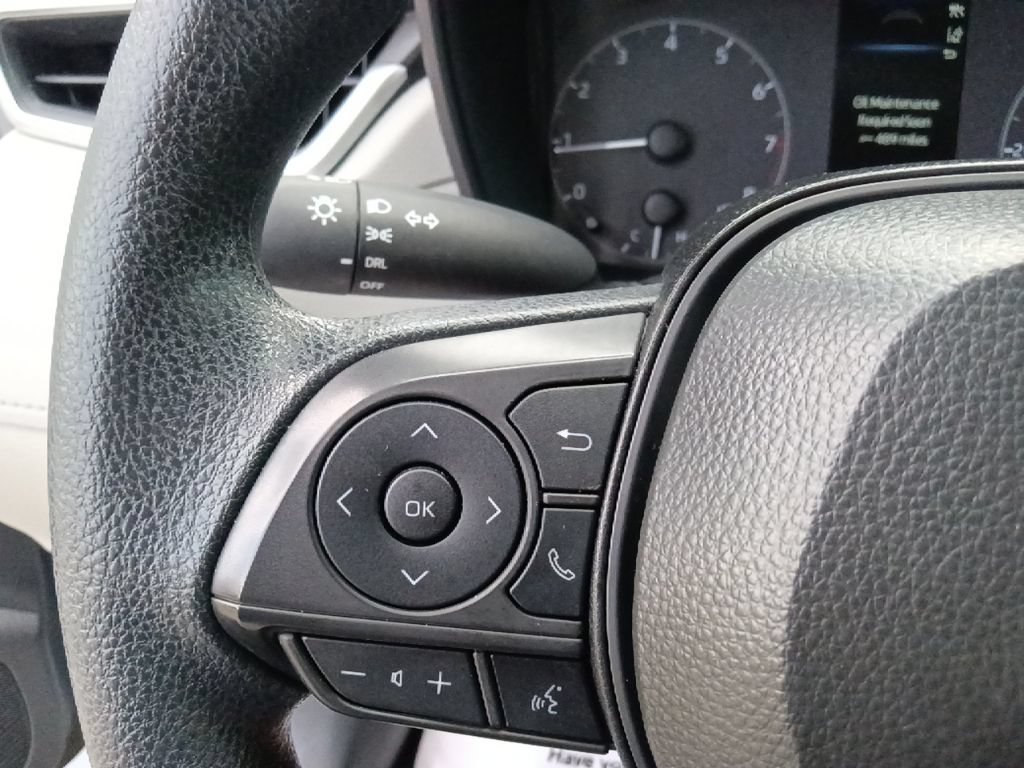 Used 2025 Toyota Corolla Cross L FWD image 18