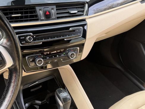 Used 2017 BMW X1 xDrive28i AWD/4WD image 18