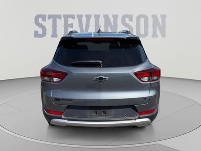 Used 2021 Chevrolet TrailBlazer LT w/ Premium Seating Package