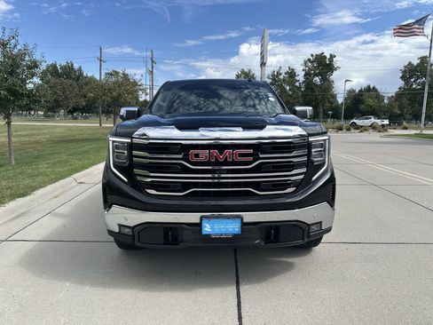 Certified 2025 GMC Sierra 1500 SLT w/ SLT Premium Plus Package AWD/4WD image 3