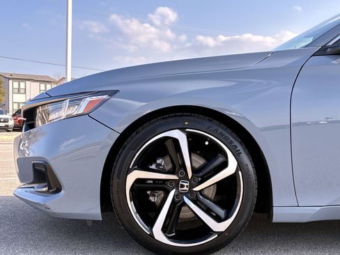 Certified 2022 Honda Accord Sport image 14