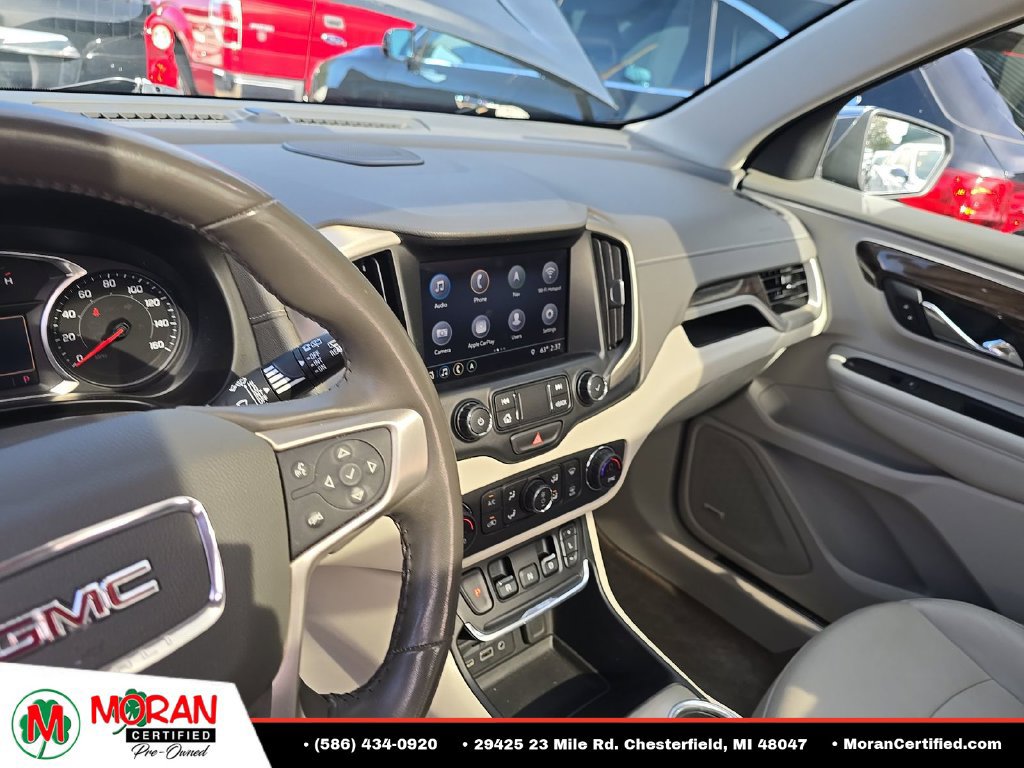 Used 2020 GMC Terrain Denali w/ Denali Premium Package AWD/4WD image 12