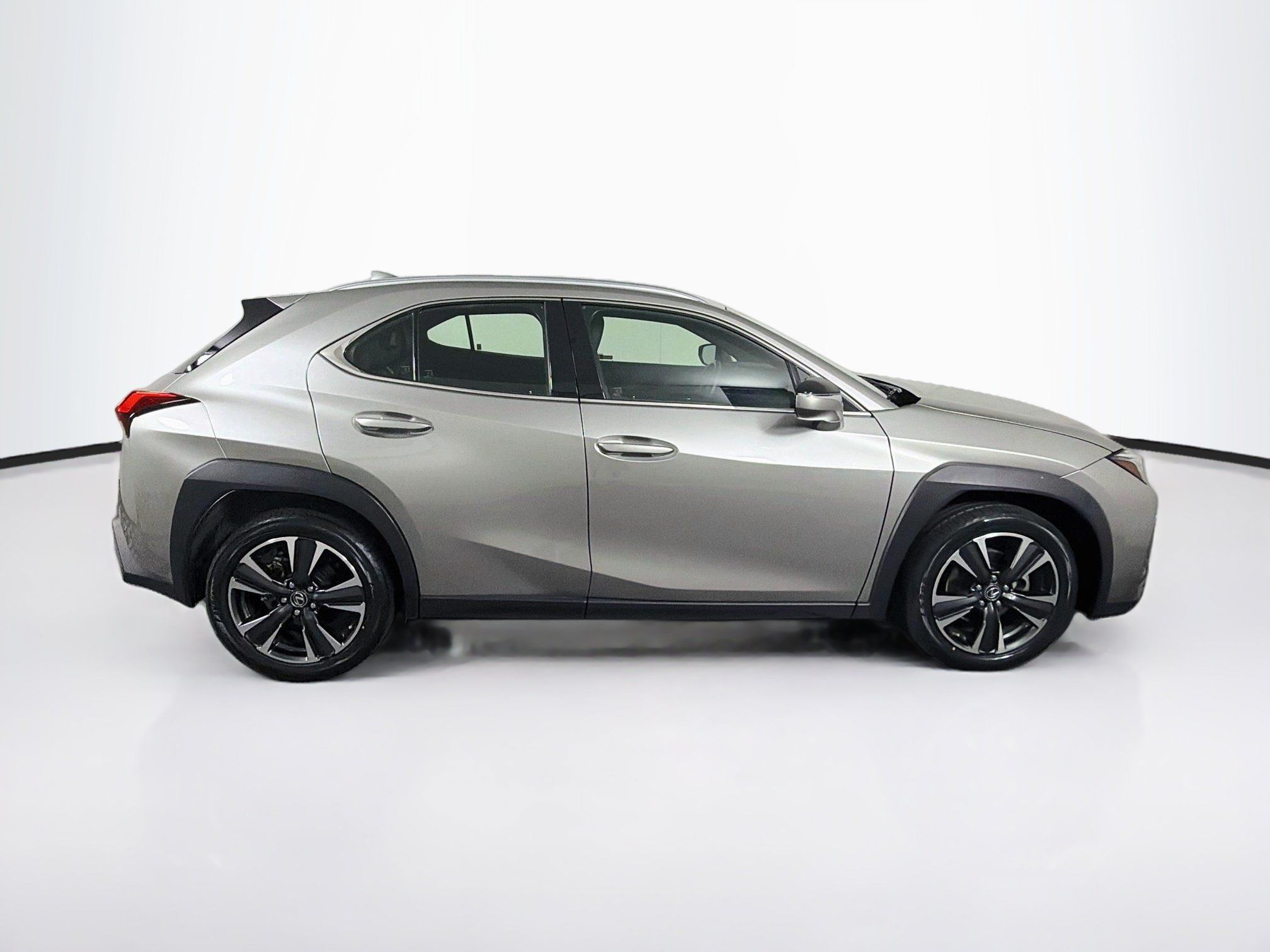 Used 2021 Lexus UX 200 w/ Accessory Package (Z2) FWD image 10