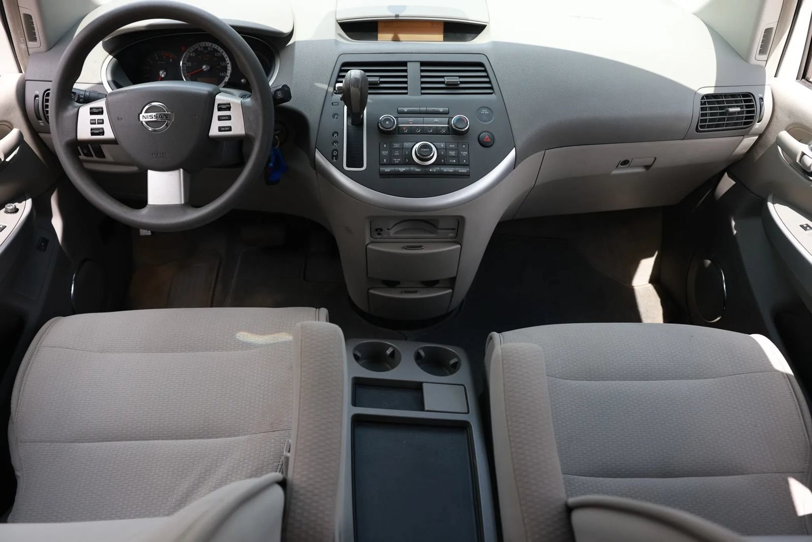 Used 2007 Nissan Quest w/ Seat Pkg FWD image 2