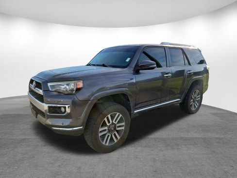 Used 2015 Toyota 4Runner Limited AWD/4WD image 3