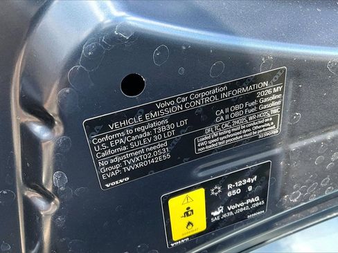 Certified 2026 Volvo XC60 B5 Plus w/ Protection Package Premier image 31