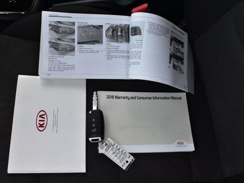 Used 2018 Kia Forte LX image 34