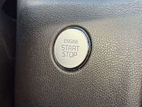 Used 2023 Kia Sorento SX Prestige image 28