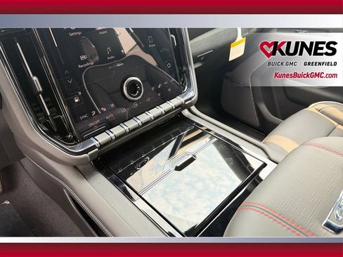 New 2026 GMC Yukon XL AT4 Ultimate w/ LPO, Floor Liner Package AWD/4WD image 28