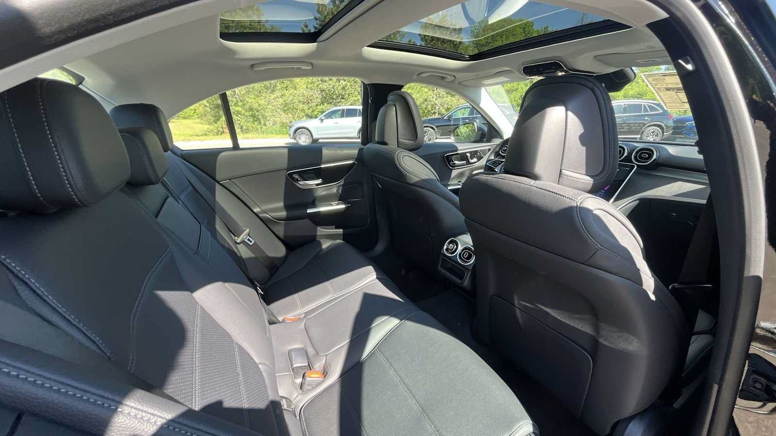 Used 2026 Mercedes-Benz C 300 4MATIC Sedan image 11