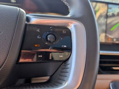 Used 2025 INFINITI QX80 Luxe image 25