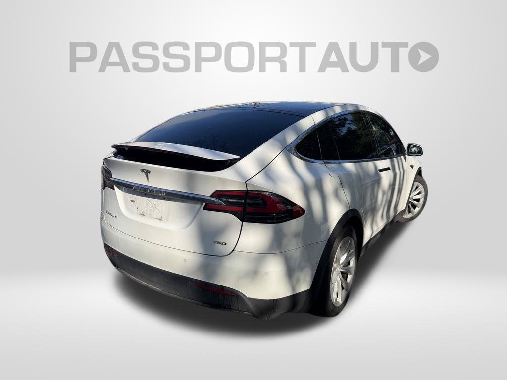 Used 2017 Tesla Model X 75D AWD/4WD image 2